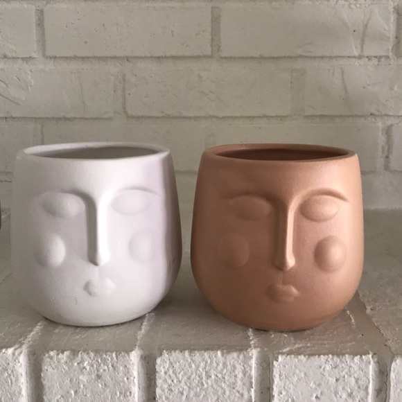 Set of 2 Planters New - Picture 8 of 9